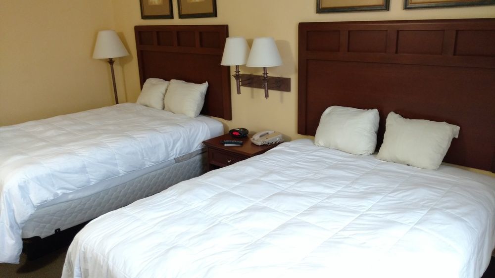 Executive Inn & Suites Cuero Экстерьер фото