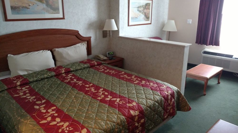 Executive Inn & Suites Cuero Экстерьер фото