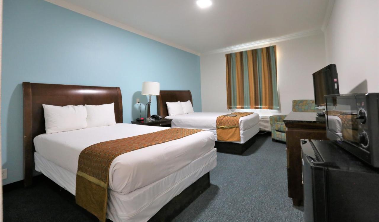 Executive Inn & Suites Cuero Экстерьер фото