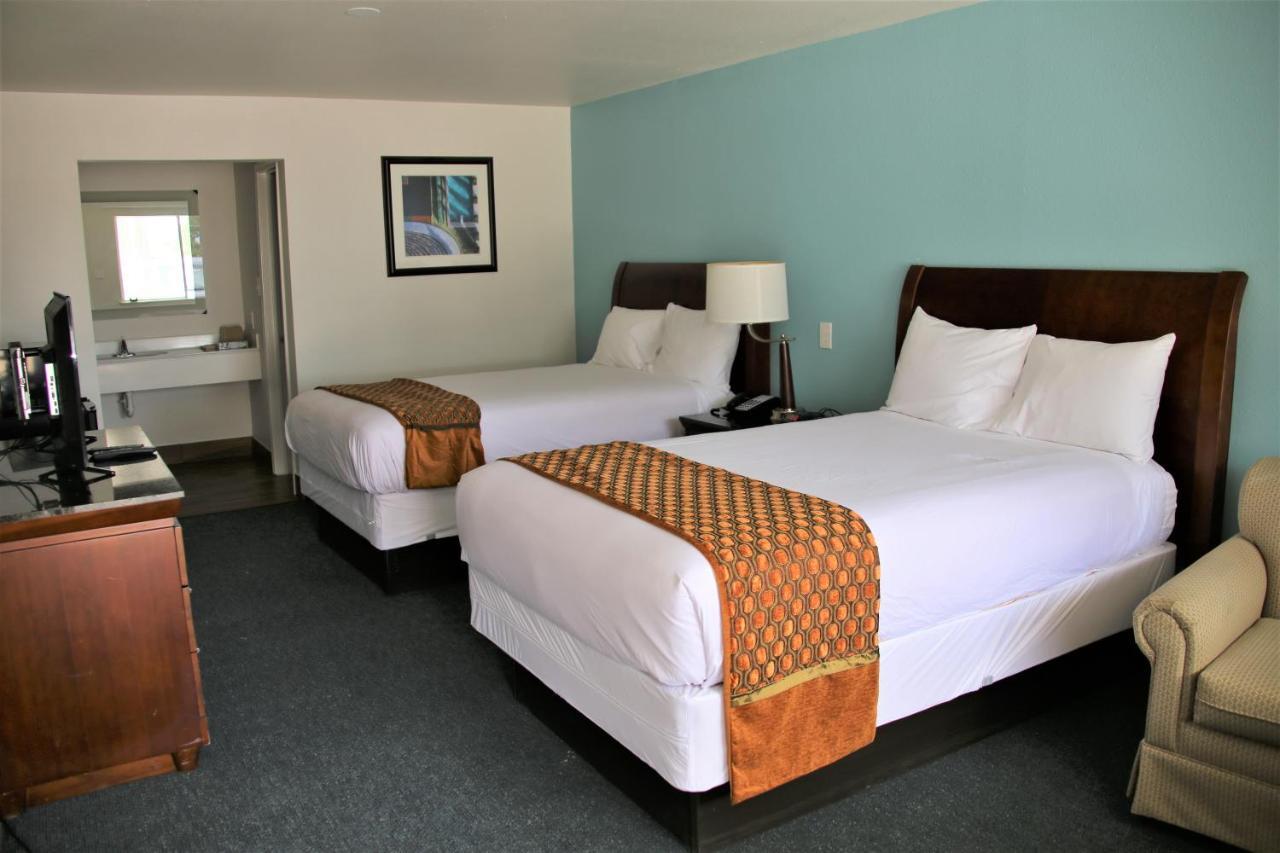 Executive Inn & Suites Cuero Экстерьер фото